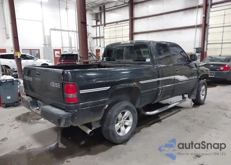 2000 Dodge Ram 1500 St z USA, uszkodzony, nr VIN 1B7HF13Z7YJ155877